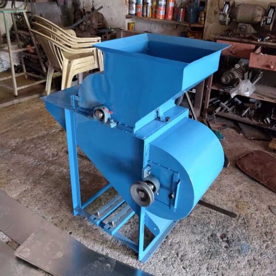 GROUNDNUT DECORTICATOR WITHOUT 1HP MOTOR 150KG/HR