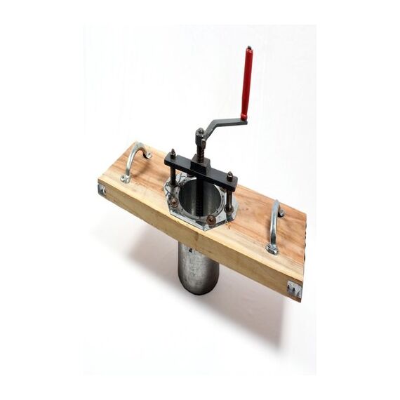 HAND OPERATED SEV MACHINE